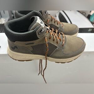 Forsake Wild sky sneaker boots. Tan/gold color. Like new only worn once.
